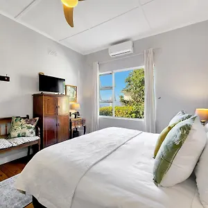 Bluegum Hill & Guest house